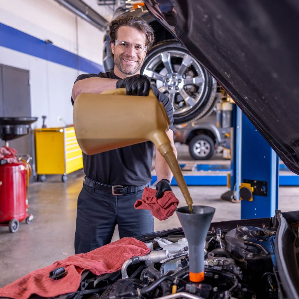 2026 Guide to Choosing the Right Oil for High-Mileage Vehicles 